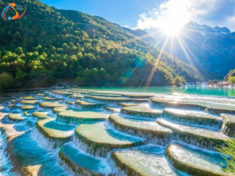 TRUONG GIA GIOI - PHUONG HOANG OLD TOWN